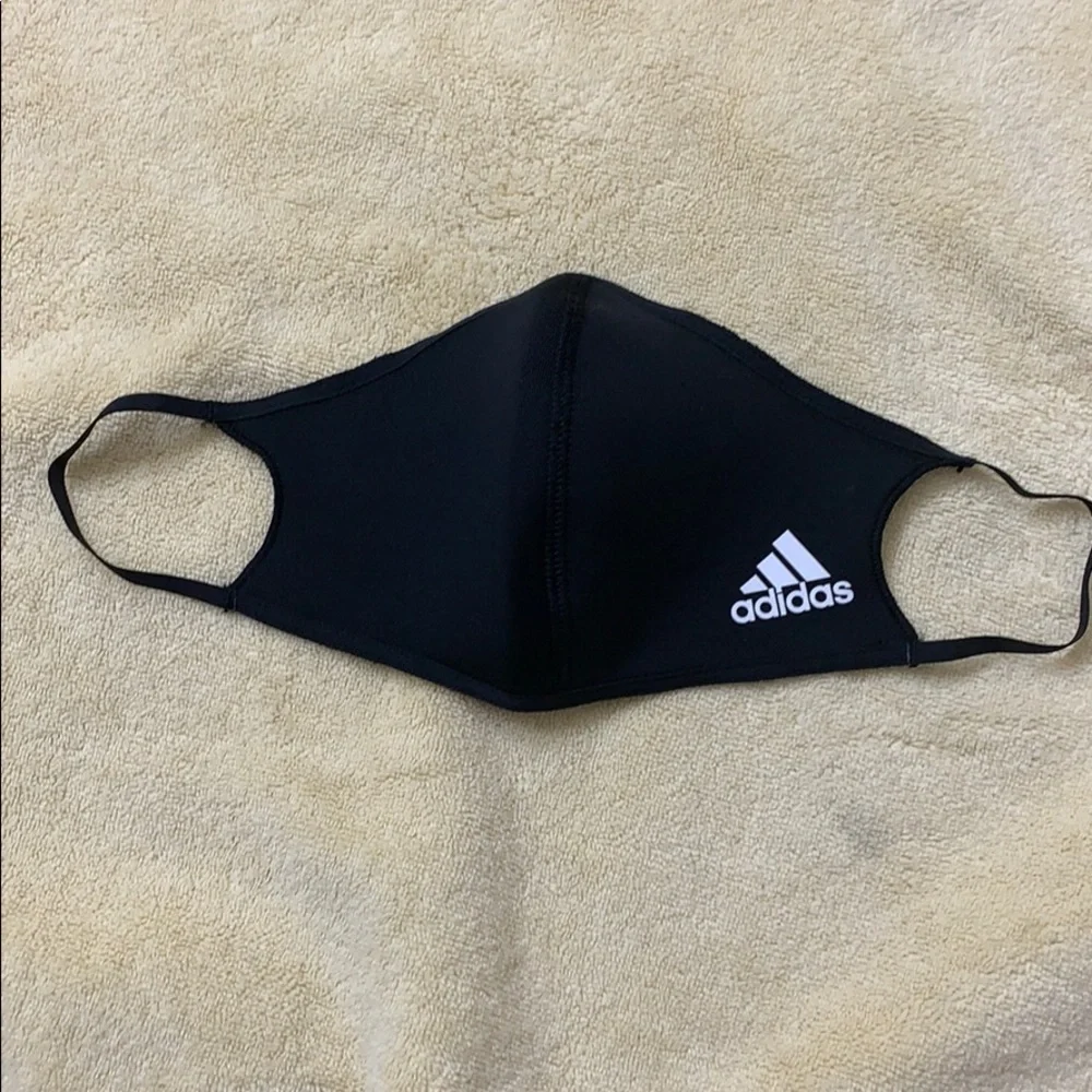 ADIDAS Unisex FACE COVER - Size M/L